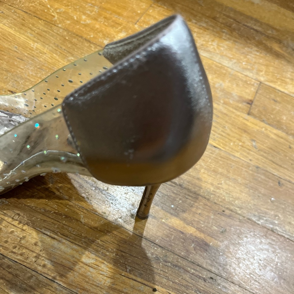 Badgley Mischka Cinderella Pointed Toe Heels Gold and Clear - Picture 7 of 10